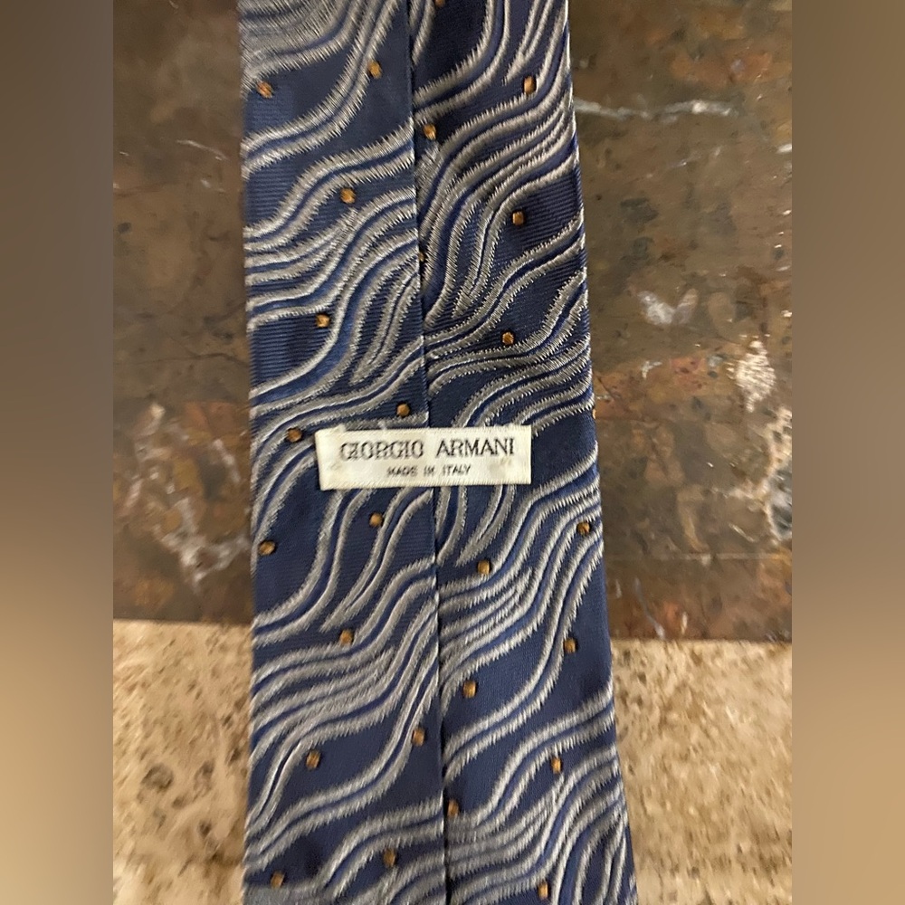 Authentic GIORGIO ARMANI Men’s tie